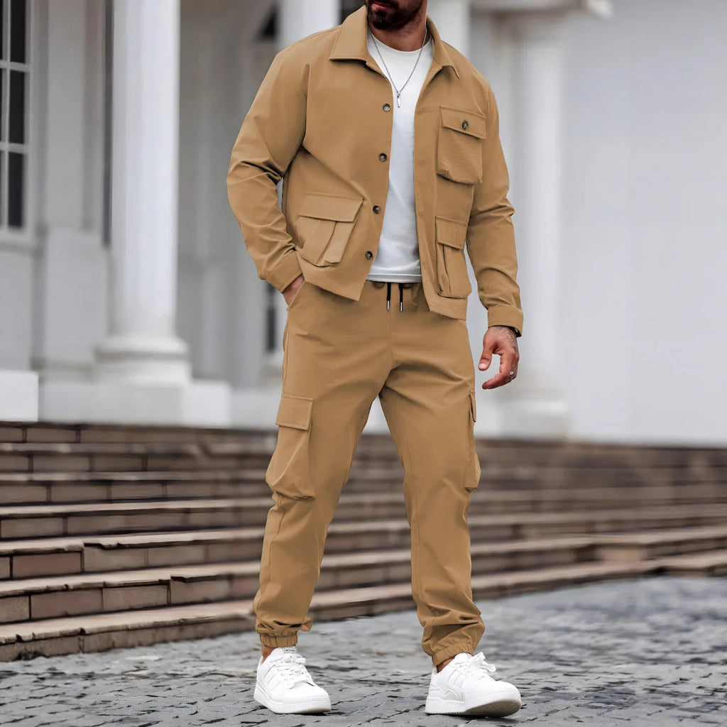 Conjunto Deportivo Hombre – Multibolsillos, Manga Larga