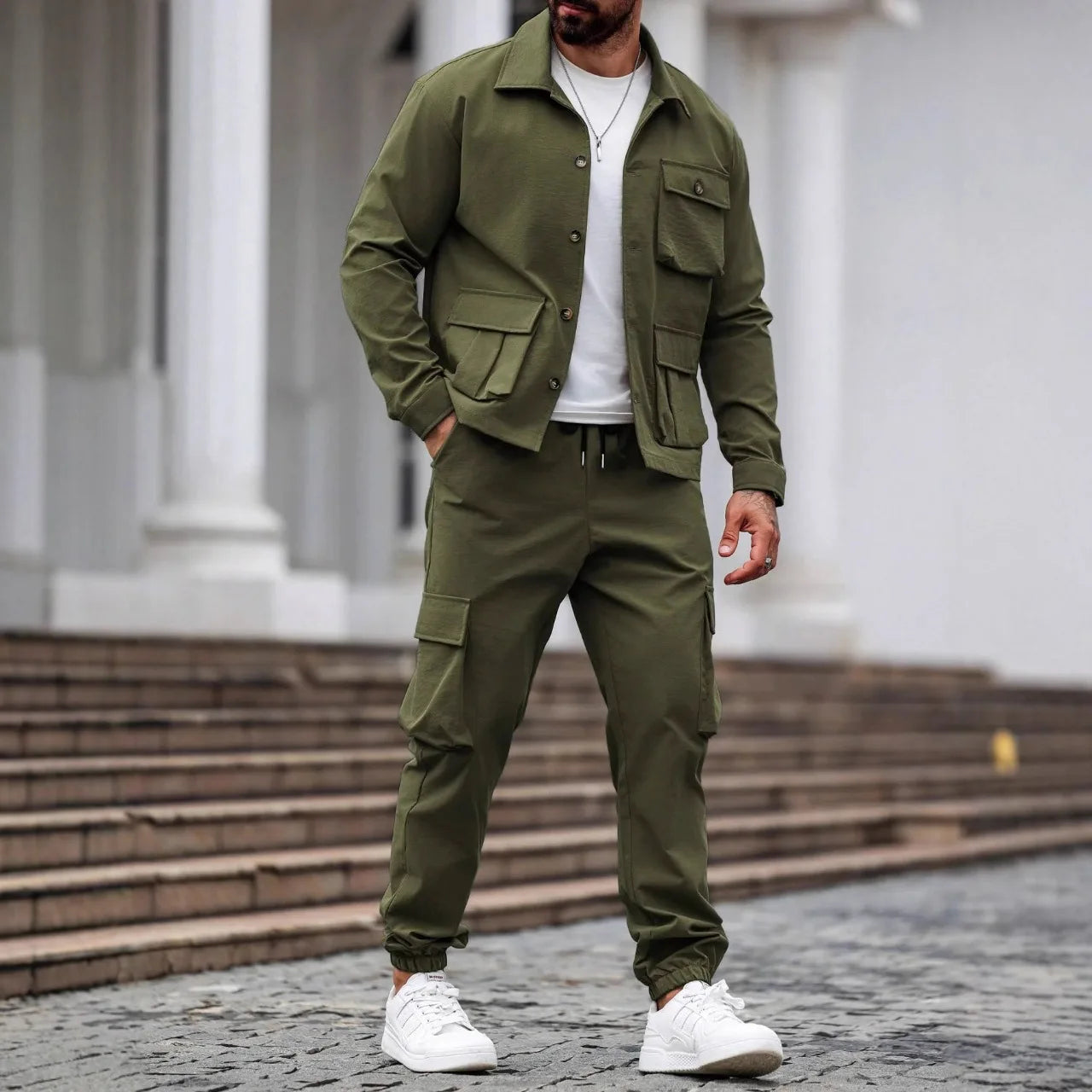 Conjunto Deportivo Hombre – Multibolsillos, Manga Larga